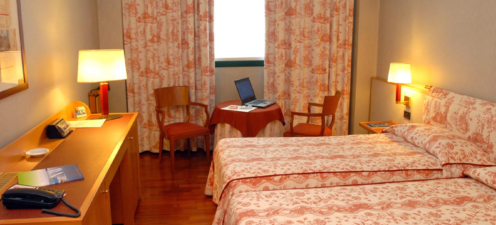 Hotel Della Rotonda Saronno Zewnętrze zdjęcie